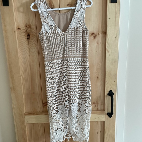 White lace overlay dress - Picture 2 of 2